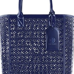 Tory Burch navy patent tote w/ wristlet new!